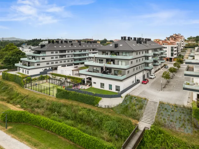Viviendas y zonas verdes en Molino de Viesques, Gijón