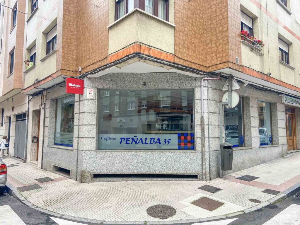 Local en alquiler en calle Peñalba