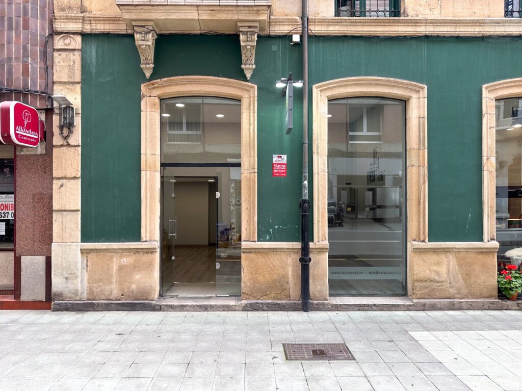 Local en calle Cabrales