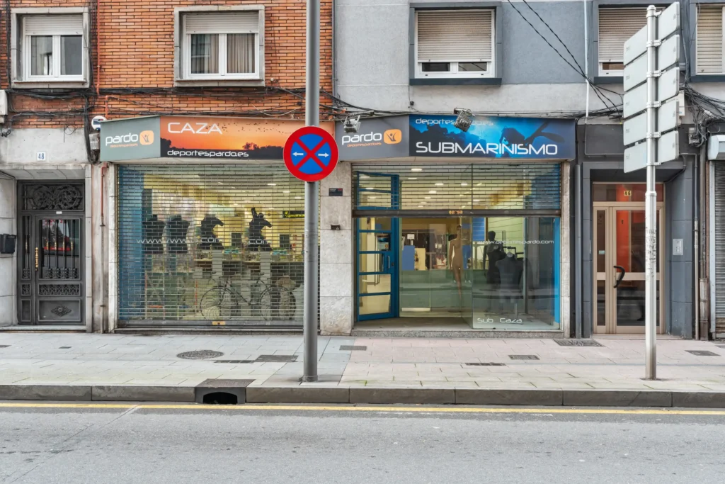 Local en venta en calle Llano Ponte
