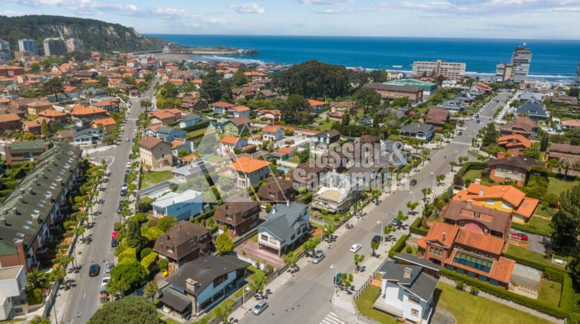 Chalet en venta en Salinas