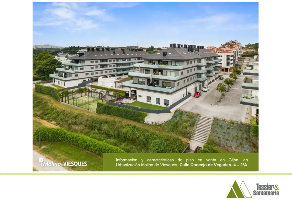 Presentación comercial de un piso en Molino de Viesques, con imagen de la urbanización y sus zonas comunes.